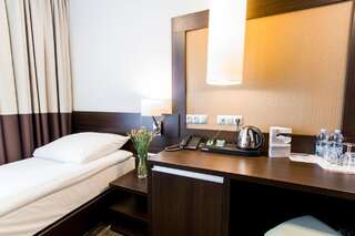 Отель Park Hotel Diament Zabrze - Gliwice Забже Стандартный двухместный номер с 1 кроватью или 2 отдельными кроватями-4